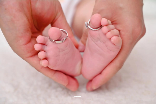 金湖孕妇六个月肚子多大